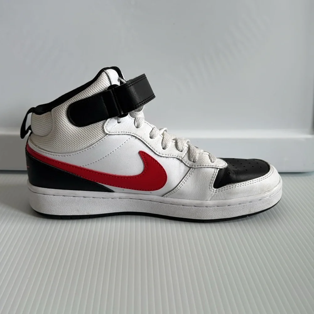 Nike Kids High-Top Sneakers - White, Black, and Red. Size 7